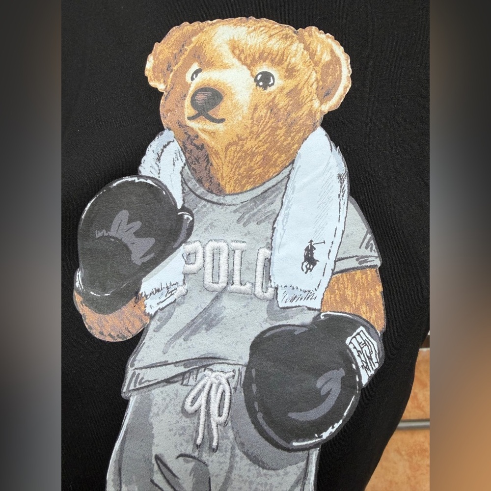Polo Ralph Lauren bear-patterned short-sleeved T-shirt in black - Picture 6 of 8